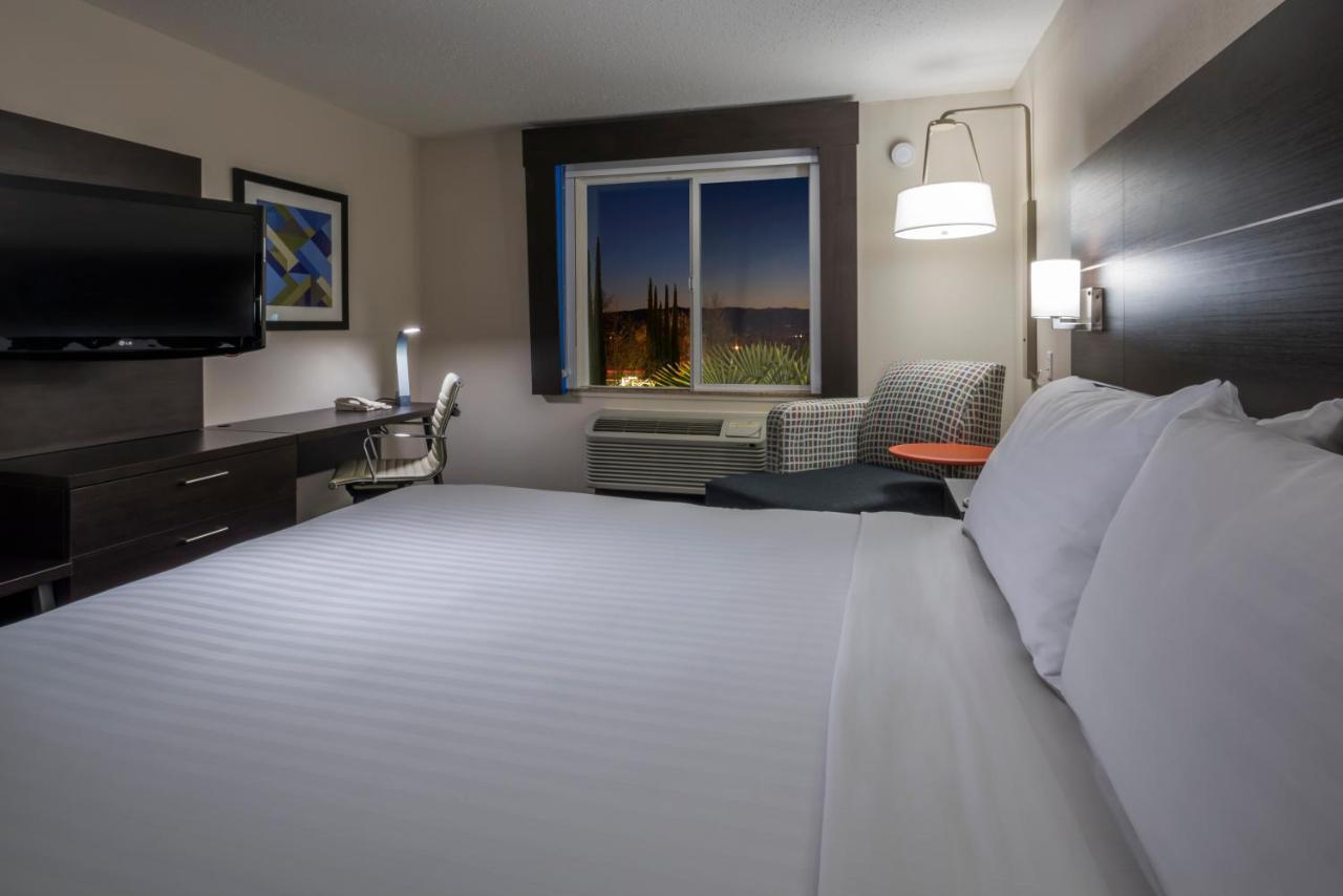Holiday Inn Express Hotel & Suites Livermore By Ihg Buitenkant foto