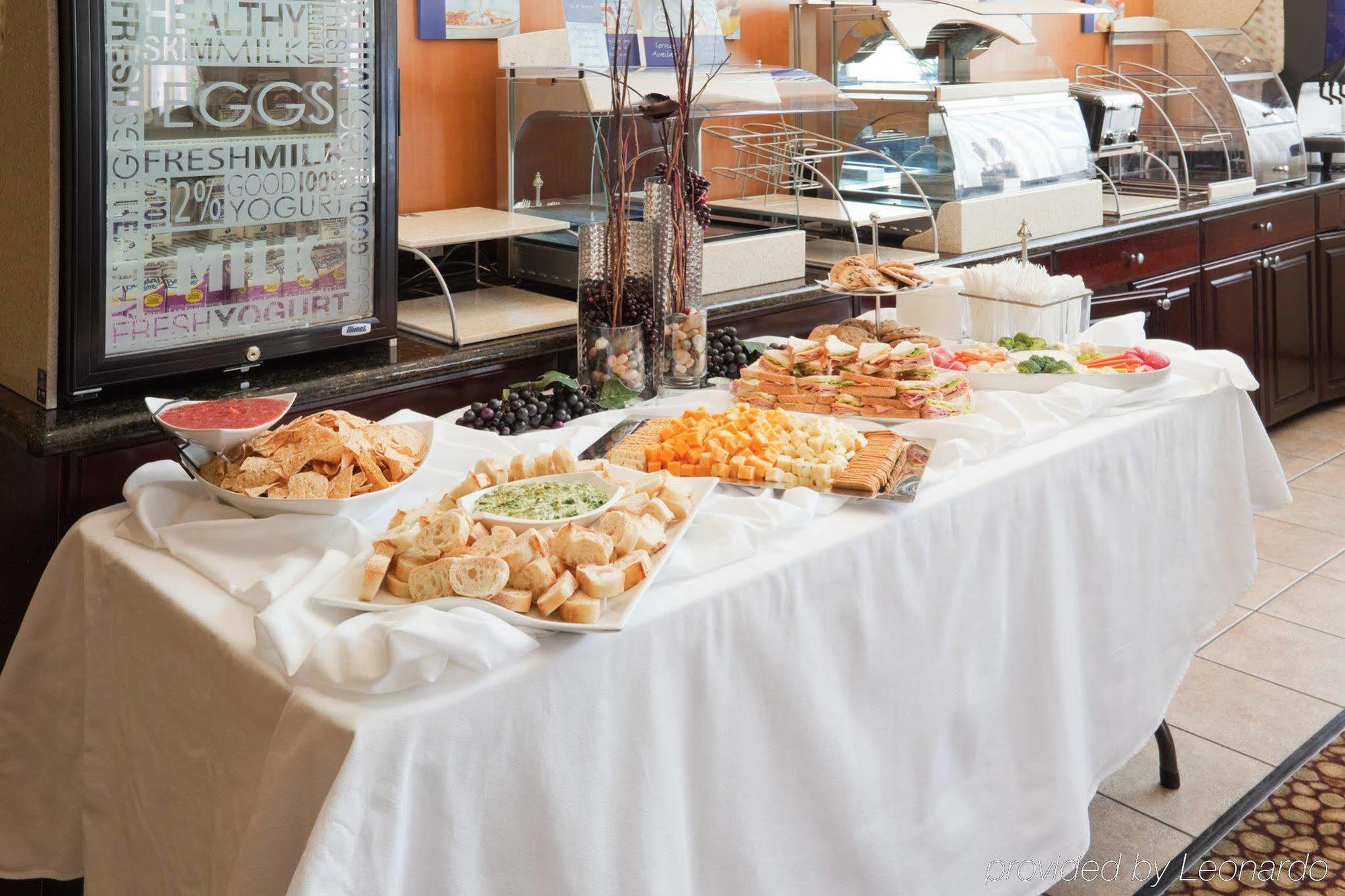 Holiday Inn Express Hotel & Suites Livermore By Ihg Buitenkant foto