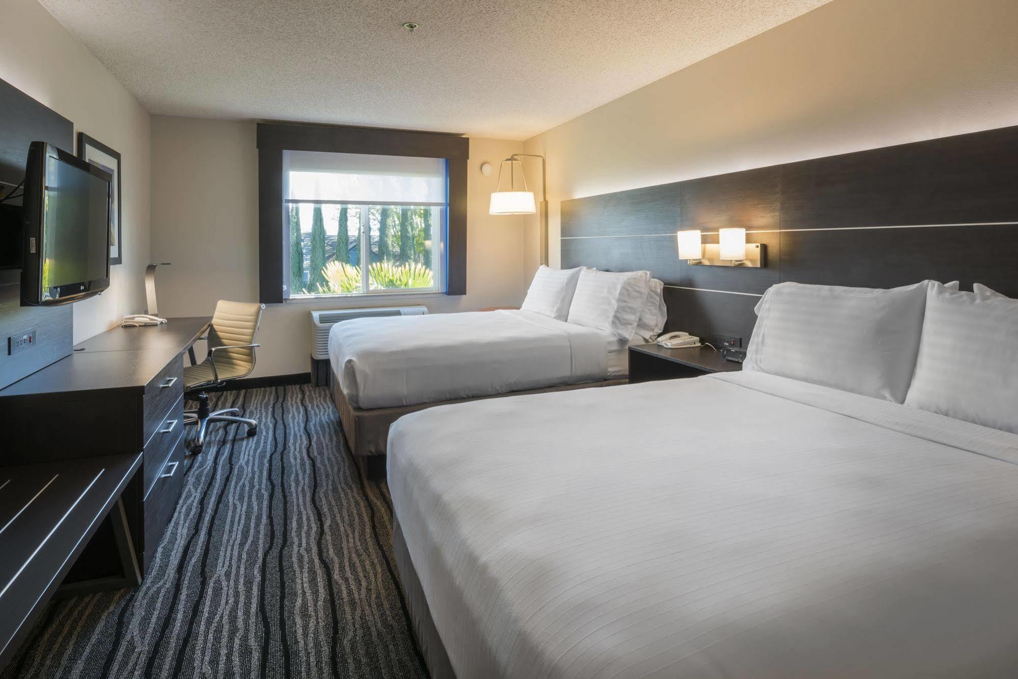 Holiday Inn Express Hotel & Suites Livermore By Ihg Buitenkant foto