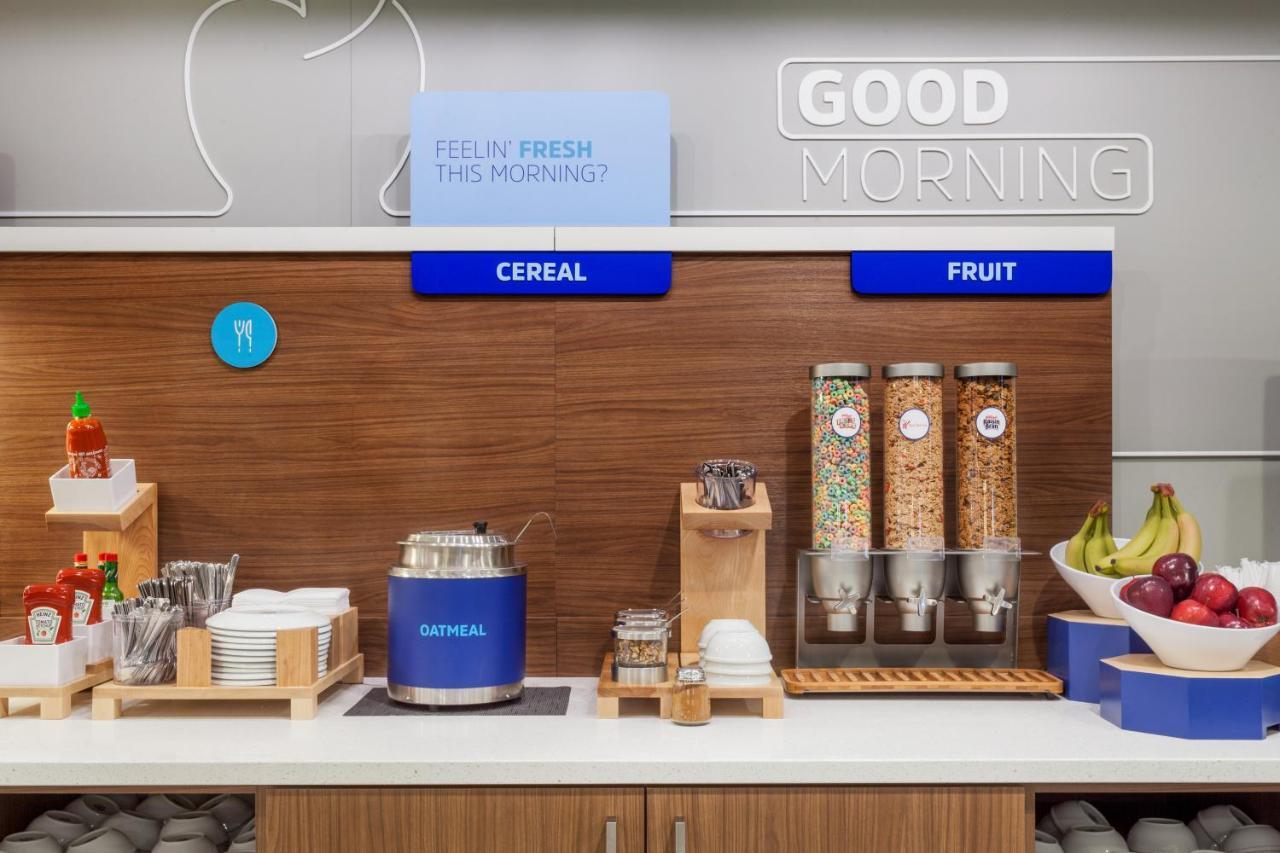 Holiday Inn Express Hotel & Suites Livermore By Ihg Buitenkant foto