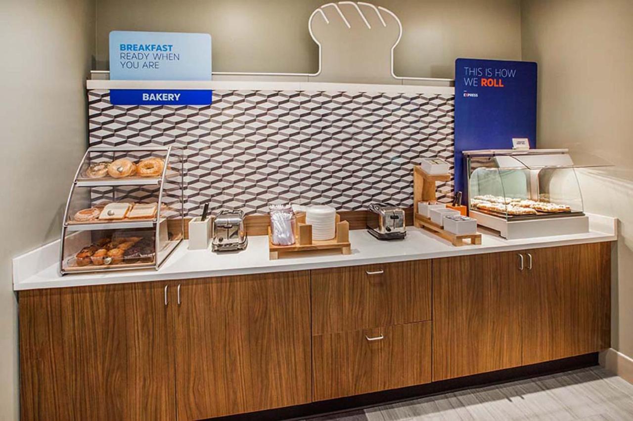 Holiday Inn Express Hotel & Suites Livermore By Ihg Buitenkant foto